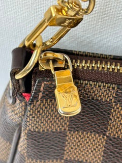 LOUIS VUITTON EVA CLUTCH SHOULDER BAG DE
